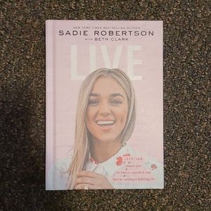 Live Book by Sadie Robertson